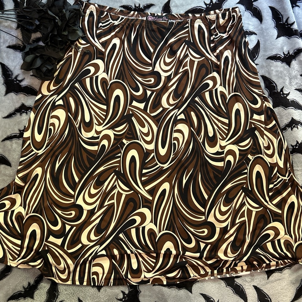 Elegant Swirl Pattern A-Line Skirt